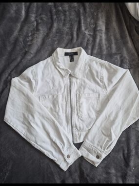 Forever 21 White Cropped Zip-Up Jean Jacket